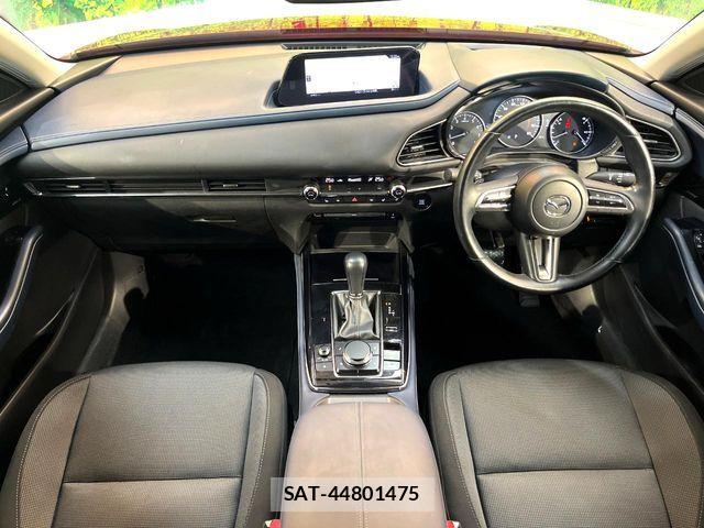 Mazda CX-30 2020-02 7216821-1