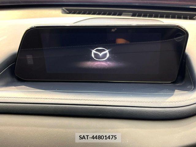 Mazda CX-30 2020-02 7216821-3
