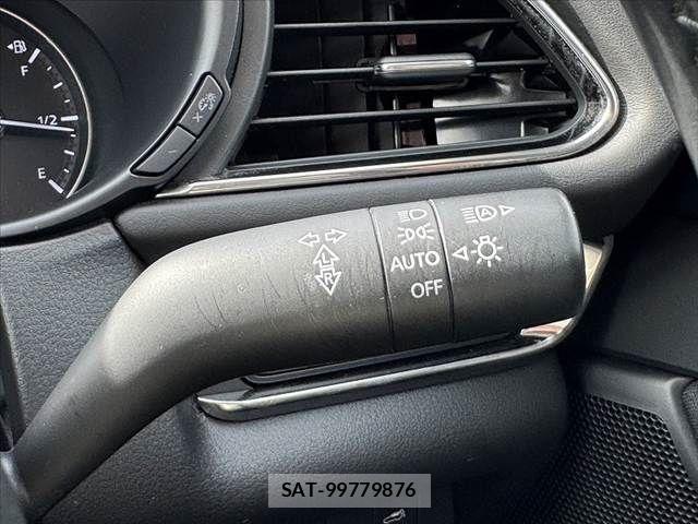 Mazda CX-30 2021-09 7216846-26