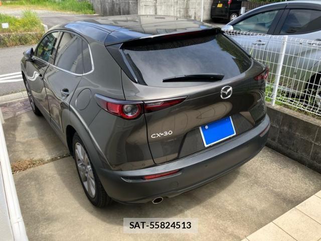 Mazda CX-30 2021-07 7216842-3