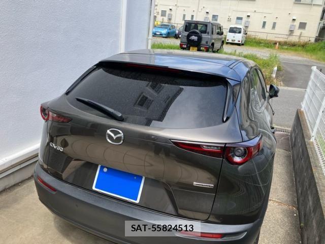 Mazda CX-30 2021-07 7216842-4