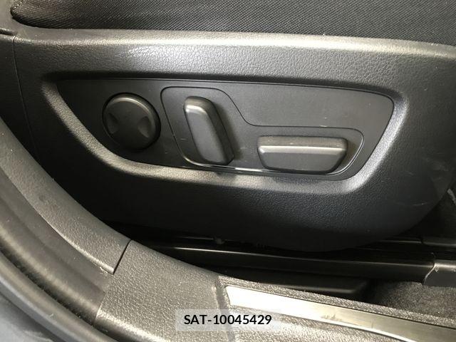 Mazda CX-30 2022-07 7216853-18