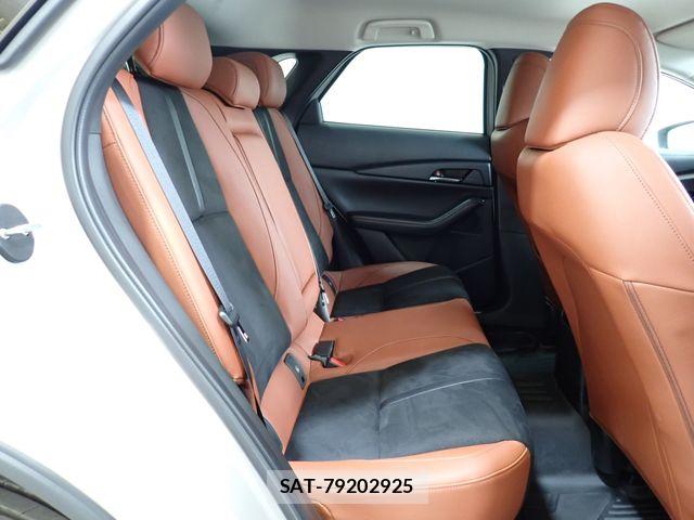 Mazda CX-30 2025-05 7216861-23
