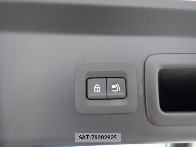 Mazda CX-30 2025-05 7216861-25