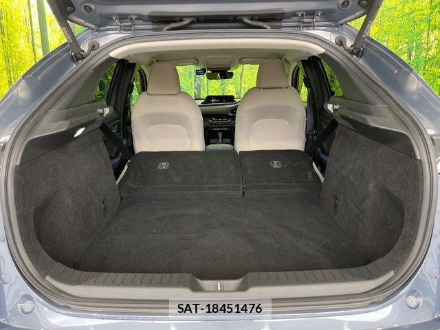Mazda CX-30 2019-09 7214196-9