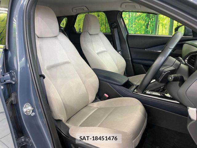 Mazda CX-30 2019-09 7214196-7