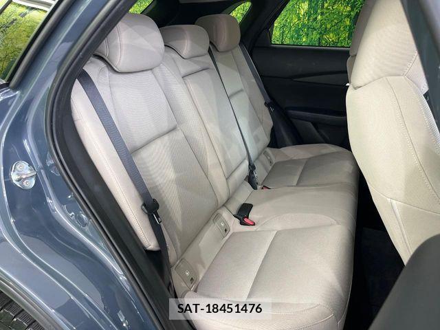 Mazda CX-30 2019-09 7214196-8