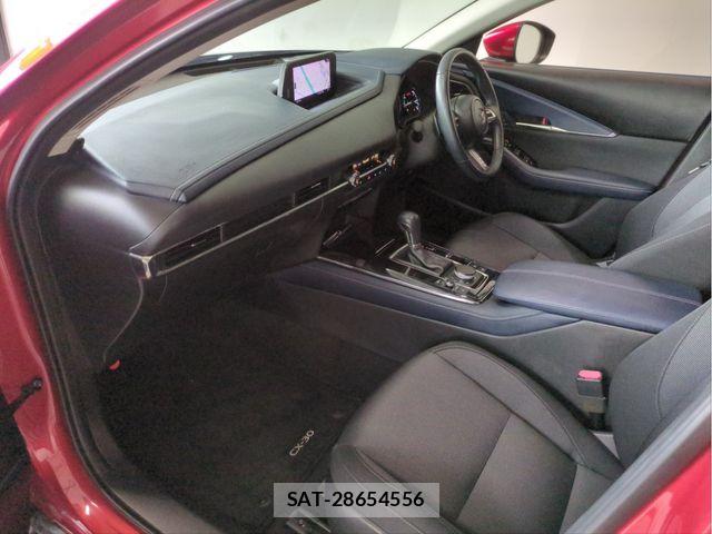 Mazda CX-30 2019-09 7214197-2