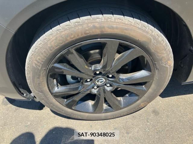 Mazda CX-30 2022-07 7216854-6