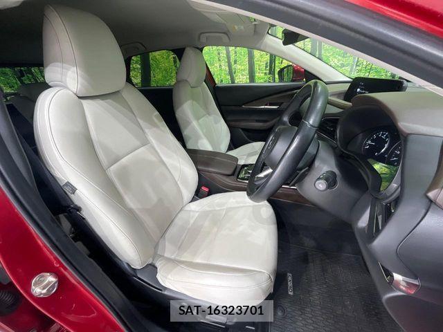 Mazda CX-30 2022-11 7216852-8