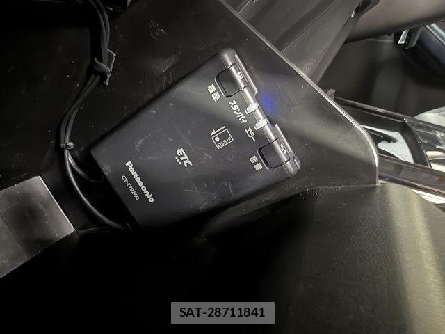Mazda CX-30 2020-03 7216825-11