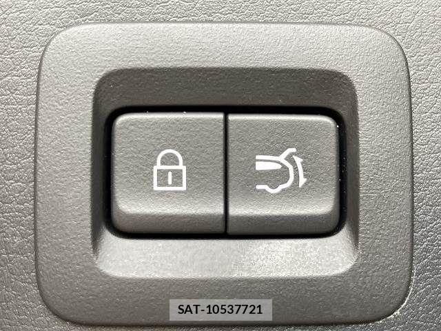 Mazda CX-30 2020-05 7216826-10