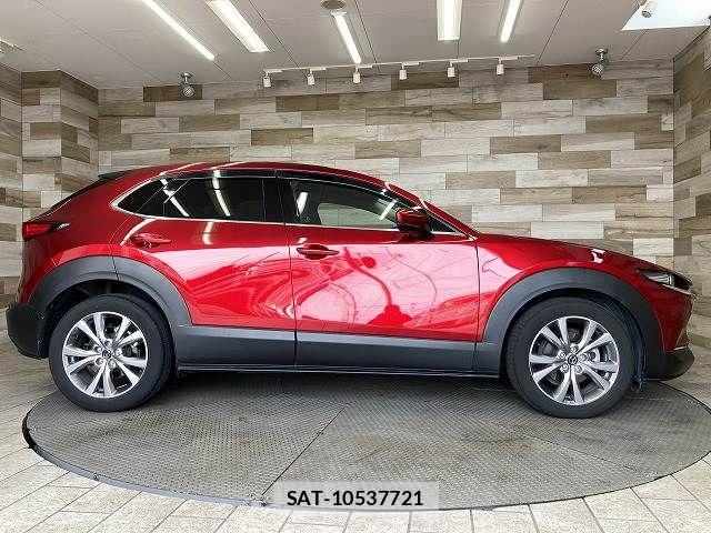 Mazda CX-30 2020-05 7216826-16