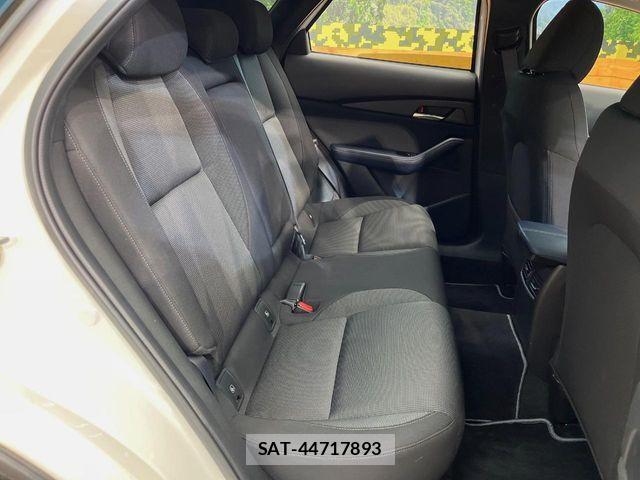 Mazda CX-30 2021-05 7216840-10
