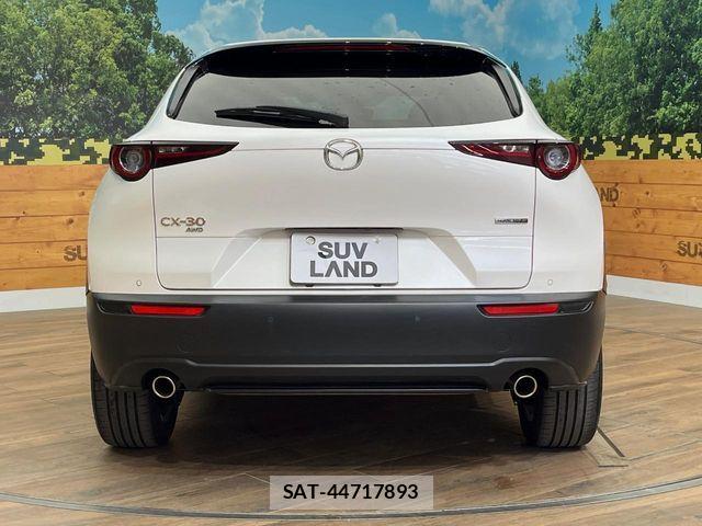 Mazda CX-30 2021-05 7216840-15