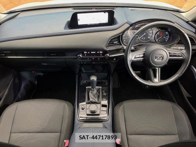 Mazda CX-30 2021-05 7216840-1