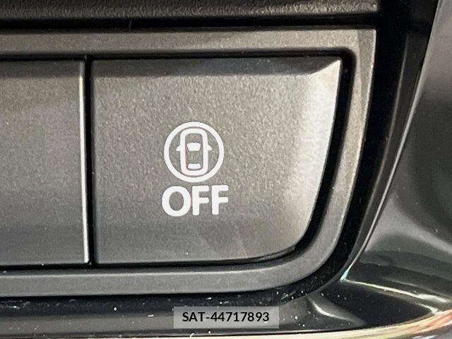Mazda CX-30 2021-05 7216840-6