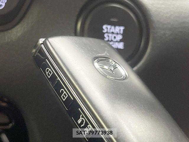Mazda CX-30 2020-09 7216837-6