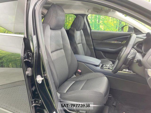Mazda CX-30 2020-09 7216837-7
