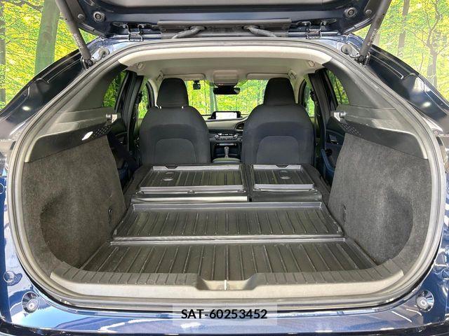 Mazda CX-30 2019-12 7216819-9