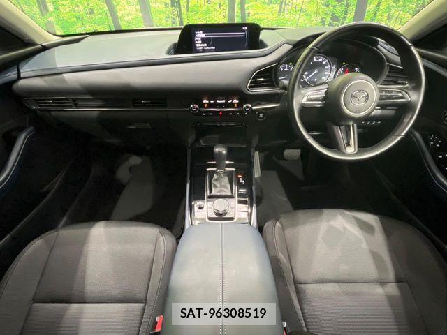 Mazda CX-30 2023-04 7250358-1