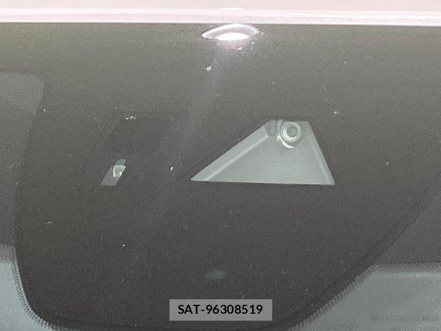 Mazda CX-30 2023-04 7250358-5