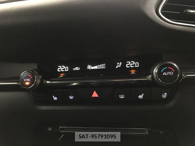Mazda CX-30 2021-07 7250359-25
