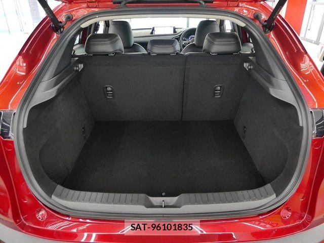 Mazda CX-30 2024-09 7250354-18