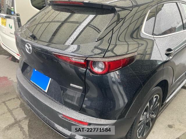 Mazda CX-30 2021-10 7250353-8