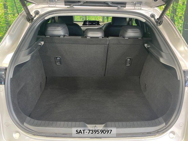 Mazda CX-30 2023-10 7271760-9