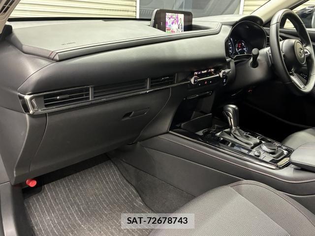 Mazda CX-30 2022-04 7326476-18