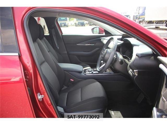 Mazda CX-30 2020-08 7326492-21