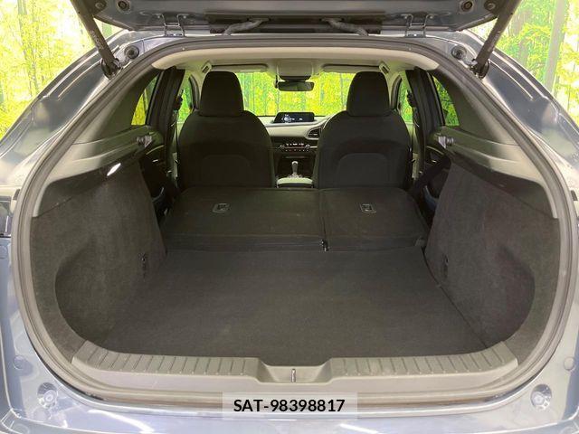 Mazda CX-30 2021-07 7326485-11