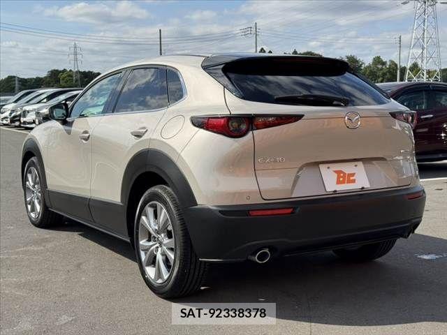Mazda CX-30 2023-01 7357382-12