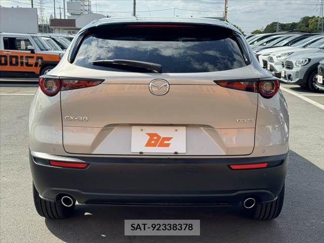 Mazda CX-30 2023-01 7357382-13