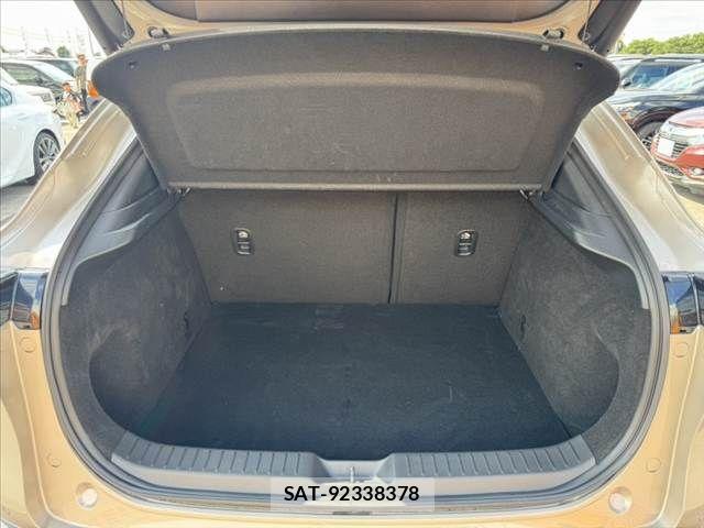 Mazda CX-30 2023-01 7357382-18