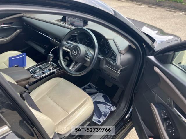 Mazda CX-30 2019-11 7357387-6