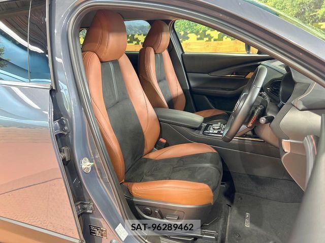 Mazda CX-30 2023-12 7357377-7