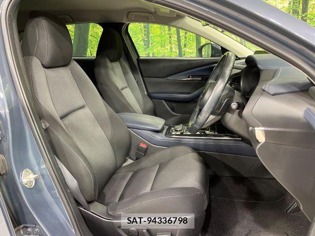 Mazda CX-30 2021-05 7391759-7