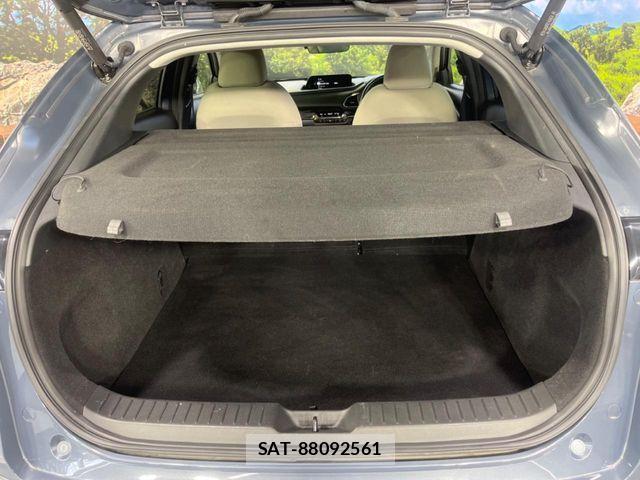Mazda CX-30 2021-09 7500113-9