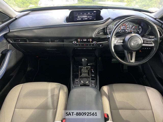 Mazda CX-30 2021-09 7500113-1