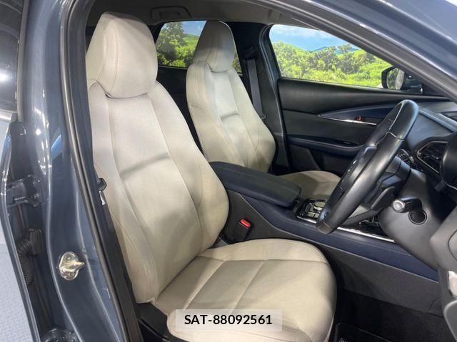 Mazda CX-30 2021-09 7500113-7