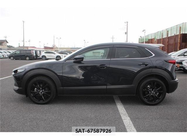 Mazda CX-30 2024-10 7500107-10