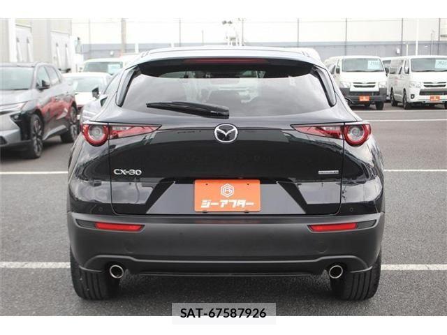 Mazda CX-30 2024-10 7500107-11