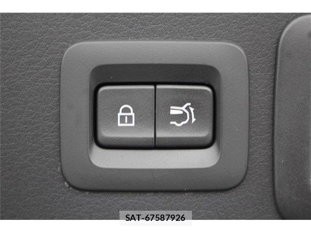 Mazda CX-30 2024-10 7500107-4