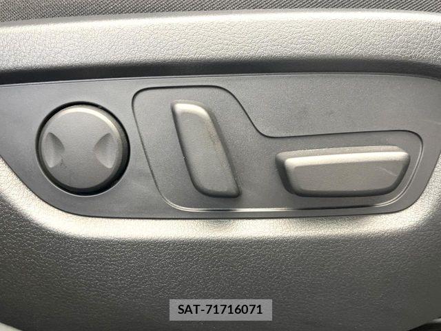 Mazda CX-30 2023-03 7500108-5