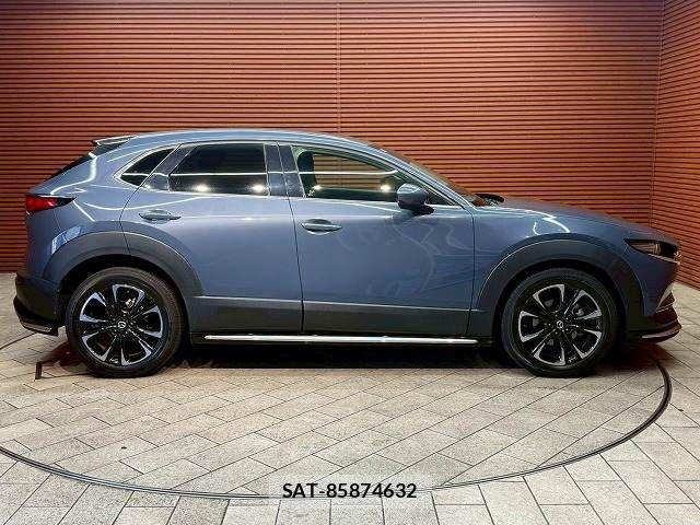 Mazda CX-30 2021-09 7508458-17