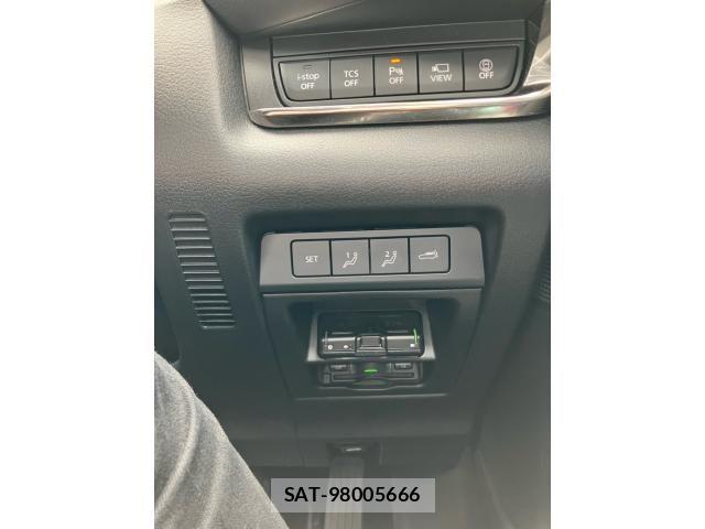 Mazda CX-30 2022-08 7561994-15