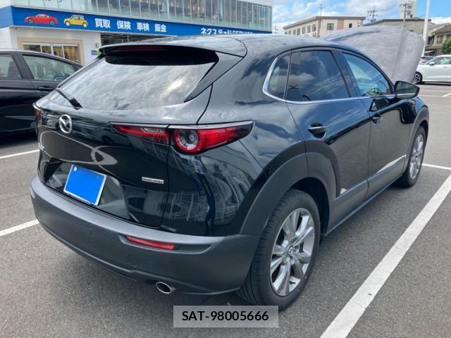Mazda CX-30 2022-08 7561994-2