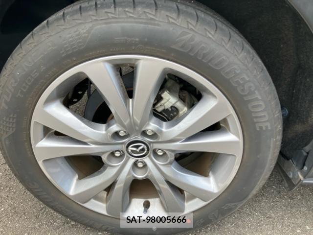 Mazda CX-30 2022-08 7561994-6